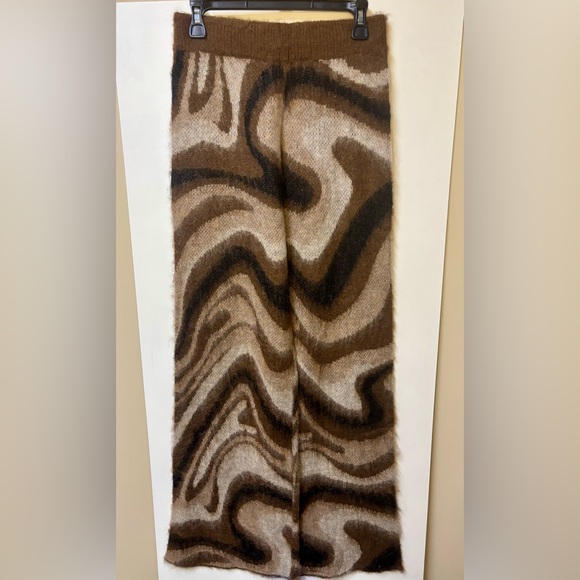 Revolve Twenty Montreal Brown and Cream Swirl Fuzzy Wide Leg Pants- NWT - Picture 2 of 6